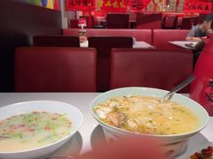 -禄鼎记·排队俩小时都要吃的酸菜鱼(石牌桥店)