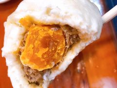 咸蛋黄超人包-老陶包子铺(南大西南村店)