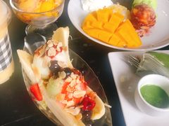 -莓园冰淇淋店