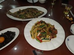 -漁耕小厨农家院(武当山店)