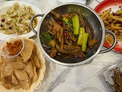 -江城燕子大排档(江汉路步行街店)