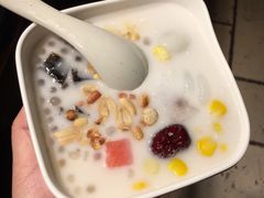 -海口骑楼小吃街