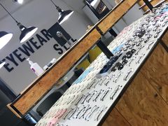 -罗伯特眼镜·蔡司官方授权(罗湖国贸店)
