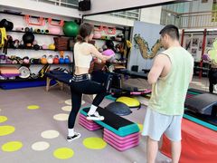 -悦耐私教健身馆(保利中心店)