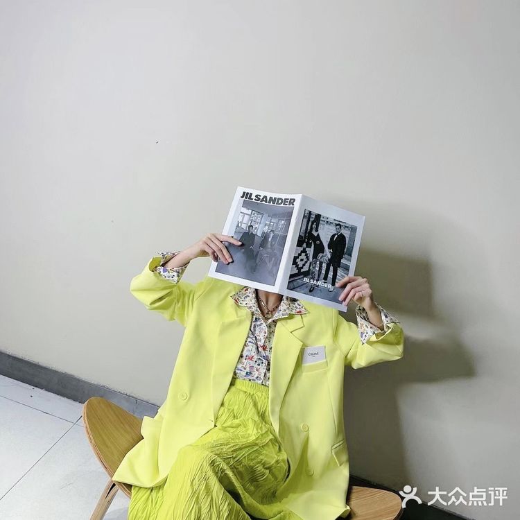APM服装市场号称广州东大门，春夏新款上市，快来～