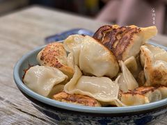 鲜肉煎饺-无名氏宵夜小摊(祝家三姐妹馄饨店)