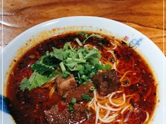 -兵哥豌豆面(雅颂居店)