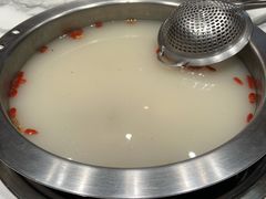 -马家斑.鲜鱼火锅(松湖万科店)