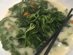 -五谷芳乳鸽王(海景店)
