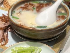 -小桃红·东北菜·春饼烤鸭(南阳湖街店)