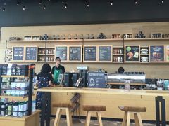 -星巴克臻选(成都环球乐天店)