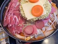 泡菜五花肉锅-炙韩料理·部队锅专门店