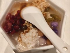 -江城小馆陕南妈妈菜·全球旅行餐厅(钟楼店)