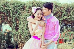 2-120604134635-现代经典婚纱摄影(光明北路尊荣总店)