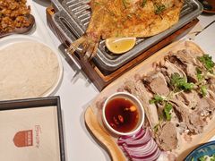 -耶里夏丽·新疆菜·28年喀什老馆(田林东路店)