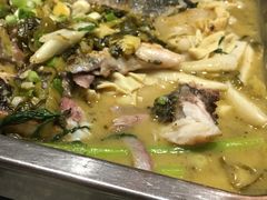 烤鱼-鸣记脆皮烤鱼·海鲜烤鱼(三八广场店)