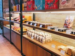 面包甜点陈列柜-天母蓝鸟西餐厅·烘焙蛋糕(十三碗店)