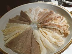 -哥老官重庆美蛙鱼头(日月光店)