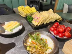 -湊湊火锅·茶憩(杭州湖滨银泰in77店)