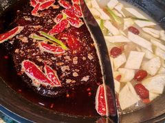 -鸿姐老火锅(疁城新天地店)