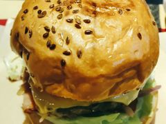 牛肉培根汉堡-遇见西木美式餐厅(体育路店)