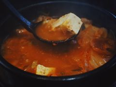 猪肉泡菜汤-肉甲韩国木炭烤肉(新壹街1店)