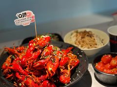 -巴厘龙虾·榜首油焖大虾(音乐学院·沿江酒馆店)