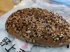 全麦餐包-野上麦田(中贸广场店)