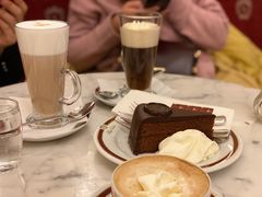 -Cafe Sacher(WIEN)