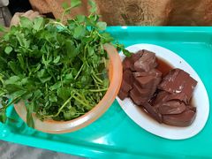 -濠轩阁特色生蚝火锅(水湾路店)