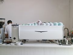 餐具摆设-边渡咖啡烘焙店(昙华林店)