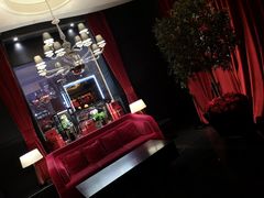 -Salon de The de Joel Robuchon(外滩18号店)