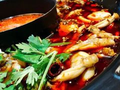 美蛙鱼头红汤锅底-味仙疯美蛙鱼头(清扬路总店)