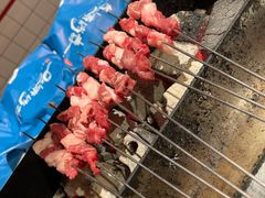 -喜悦小串丹东小黄牛海鲜烧烤大排档(民主广场店)