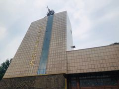 -平西抗日烈士陵园