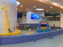 -戊辰亲子游泳俱乐部