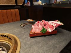 -铭牛烧肉·和牛海鲜自助(高新月牙湖店)