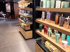 -星巴克臻选(国贸商城首店)