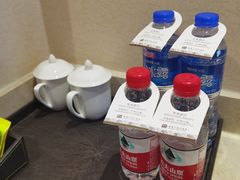-海亮广场大酒店(万象城中山路地铁站店)