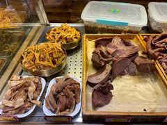 -聚合鑫东北熏酱熟食麻辣面(长阳店)