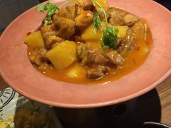 -云海肴·汽锅鸡·云南菜(天山百盛优客店)