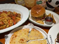 -Thanks美式餐厅(汉堡咖啡店)