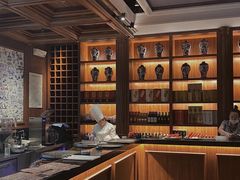 -八府香鸭·啫啫煲(华山路店)