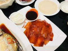 金牌片皮鸭-亢龙太子酒轩(东湖店)