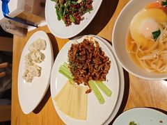 -伊喜饺子·烤鸭(五道口学院路店)