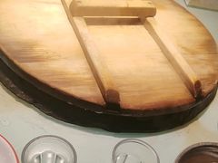 -鱼窝棚柴火铁锅炖(富山屯店)