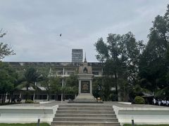 -吐斯廉屠杀博物馆