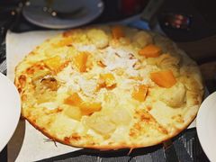 猫山王榴莲披萨-秀·爱尔兰餐吧(上海路店)