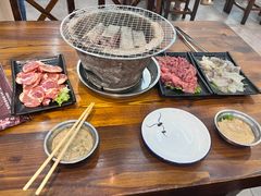 -韩风烤牛肉冷面店