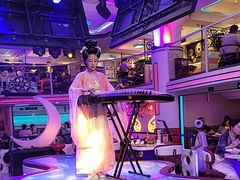 -巴特餐饮6加1音乐餐吧·新疆菜